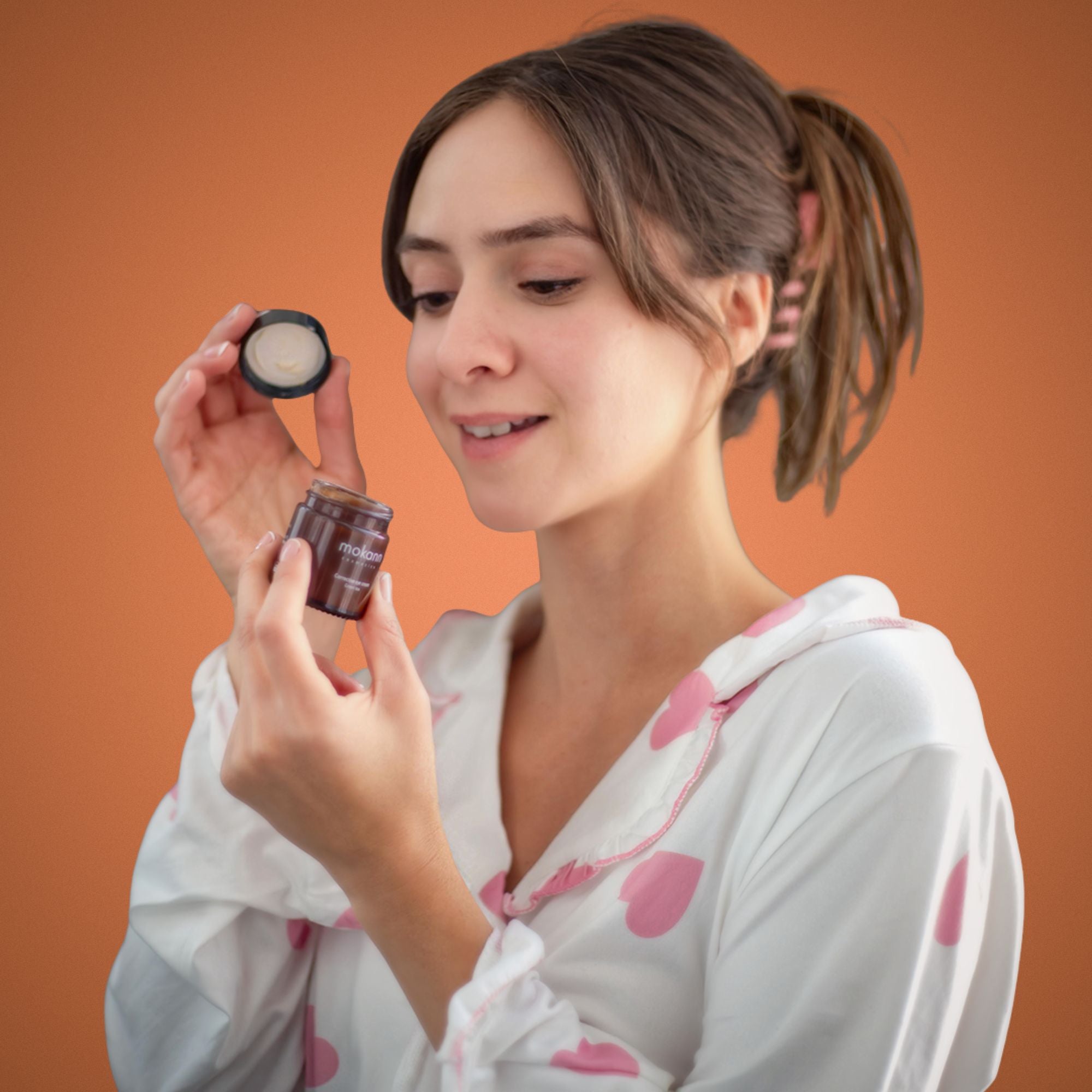 Crema Facial Reafirmante Antiedad de Rosa y Arándano.